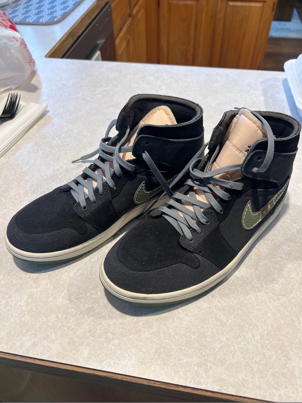 Nike Men’s Black High-Top Sneakers with Olive Swoosh and Gray Laces Air Jordan
